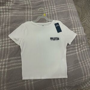 Basic white Hollister crop top tee